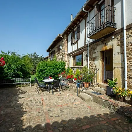 Casa Tiquio Montaña Palentina Сasa de vacaciones *